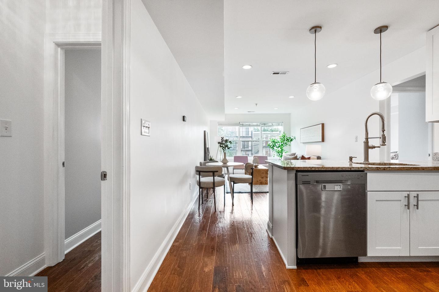 1920 3RD ST NE #5, WASHINGTON, District Of Columbia 20002, 3 Bedrooms Bedrooms, ,2 BathroomsBathrooms,Residential,For sale,1920 3RD ST NE #5,DCDC2216570 MLS # DCDC2216570