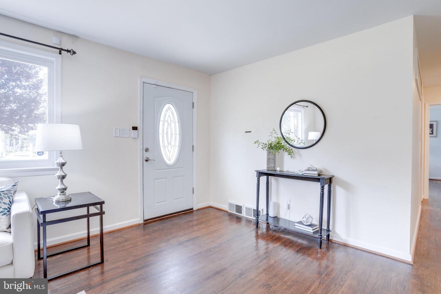 7424 NANCEMOND ST, SPRINGFIELD, Virginia 22150, 4 Bedrooms Bedrooms, ,2 BathroomsBathrooms,Residential,For sale,7424 NANCEMOND ST,VAFX2263036 MLS # VAFX2263036