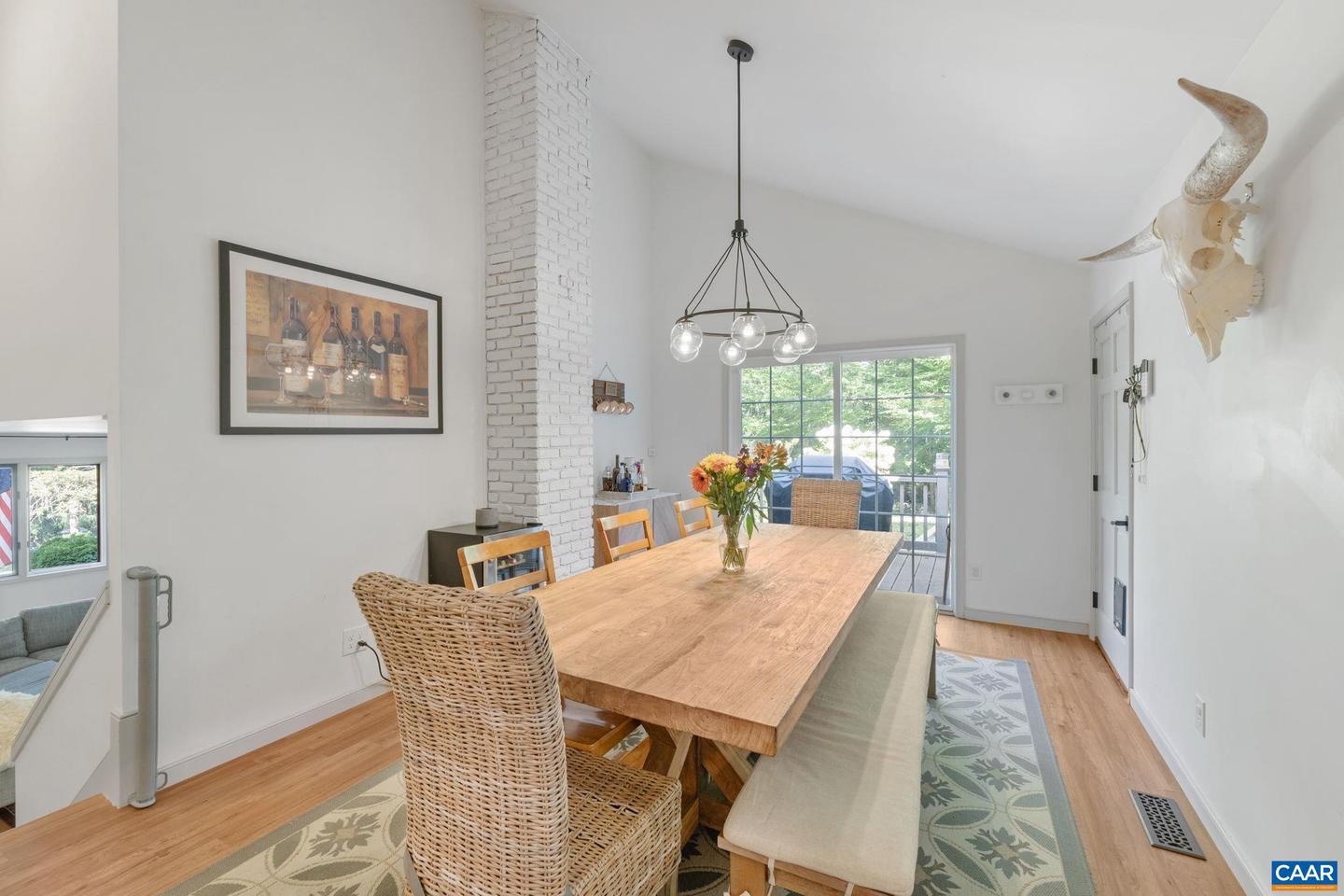3908 STONY POINT RD, KESWICK, Virginia 22947, 3 Bedrooms Bedrooms, ,2 BathroomsBathrooms,Residential,For sale,3908 STONY POINT RD,668162 MLS # 668162