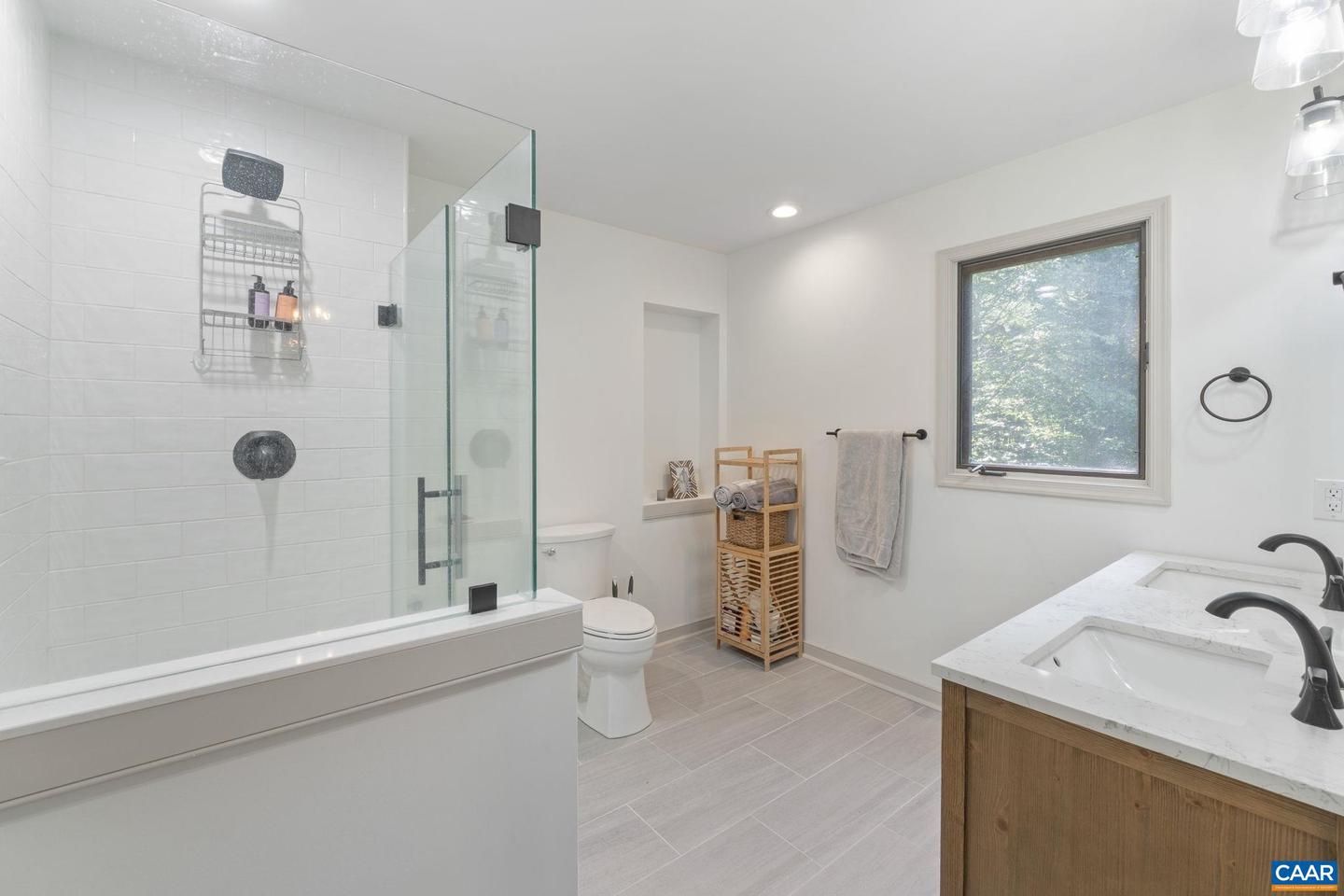 3908 STONY POINT RD, KESWICK, Virginia 22947, 3 Bedrooms Bedrooms, ,2 BathroomsBathrooms,Residential,For sale,3908 STONY POINT RD,668162 MLS # 668162