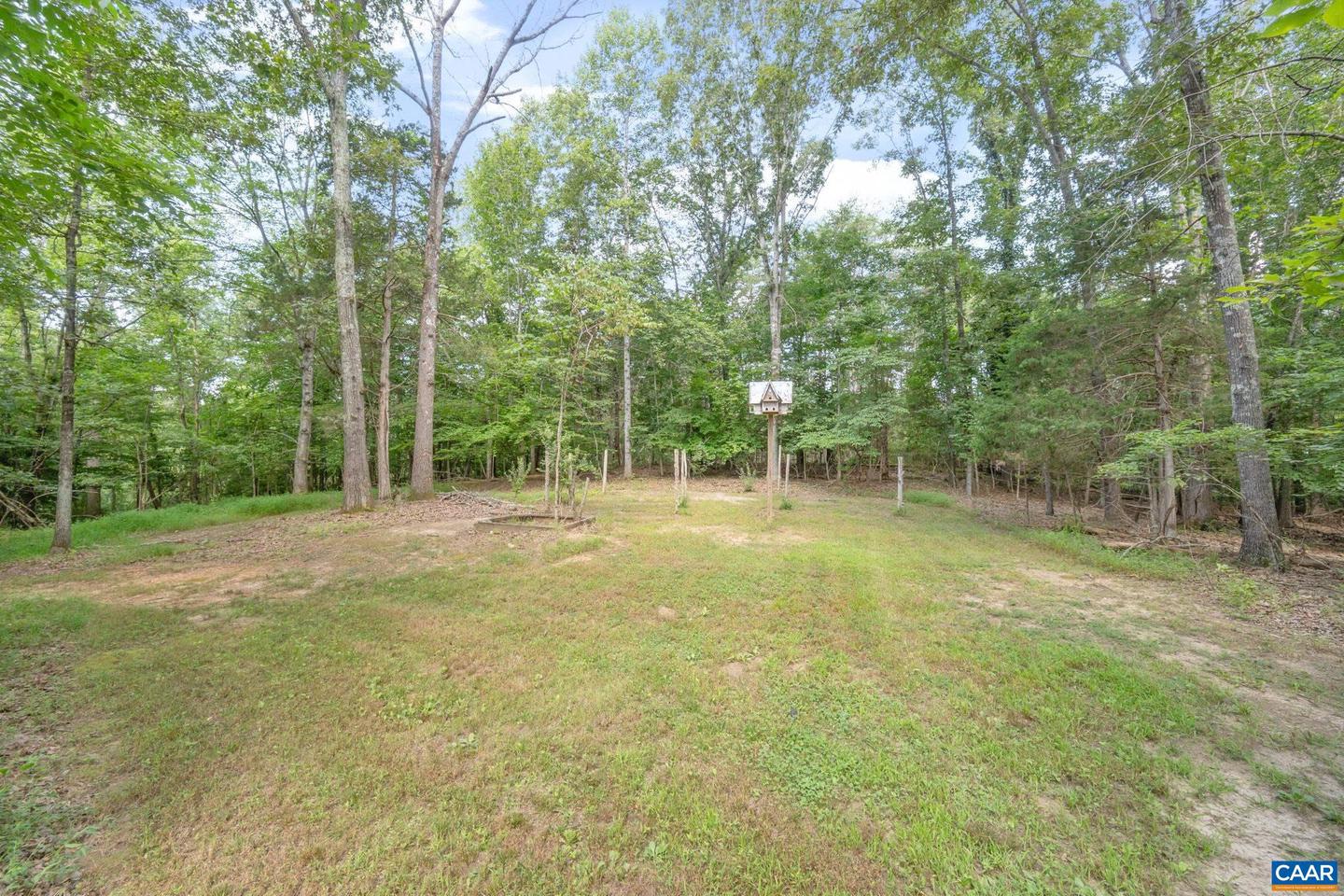 3908 STONY POINT RD, KESWICK, Virginia 22947, 3 Bedrooms Bedrooms, ,2 BathroomsBathrooms,Residential,For sale,3908 STONY POINT RD,668162 MLS # 668162