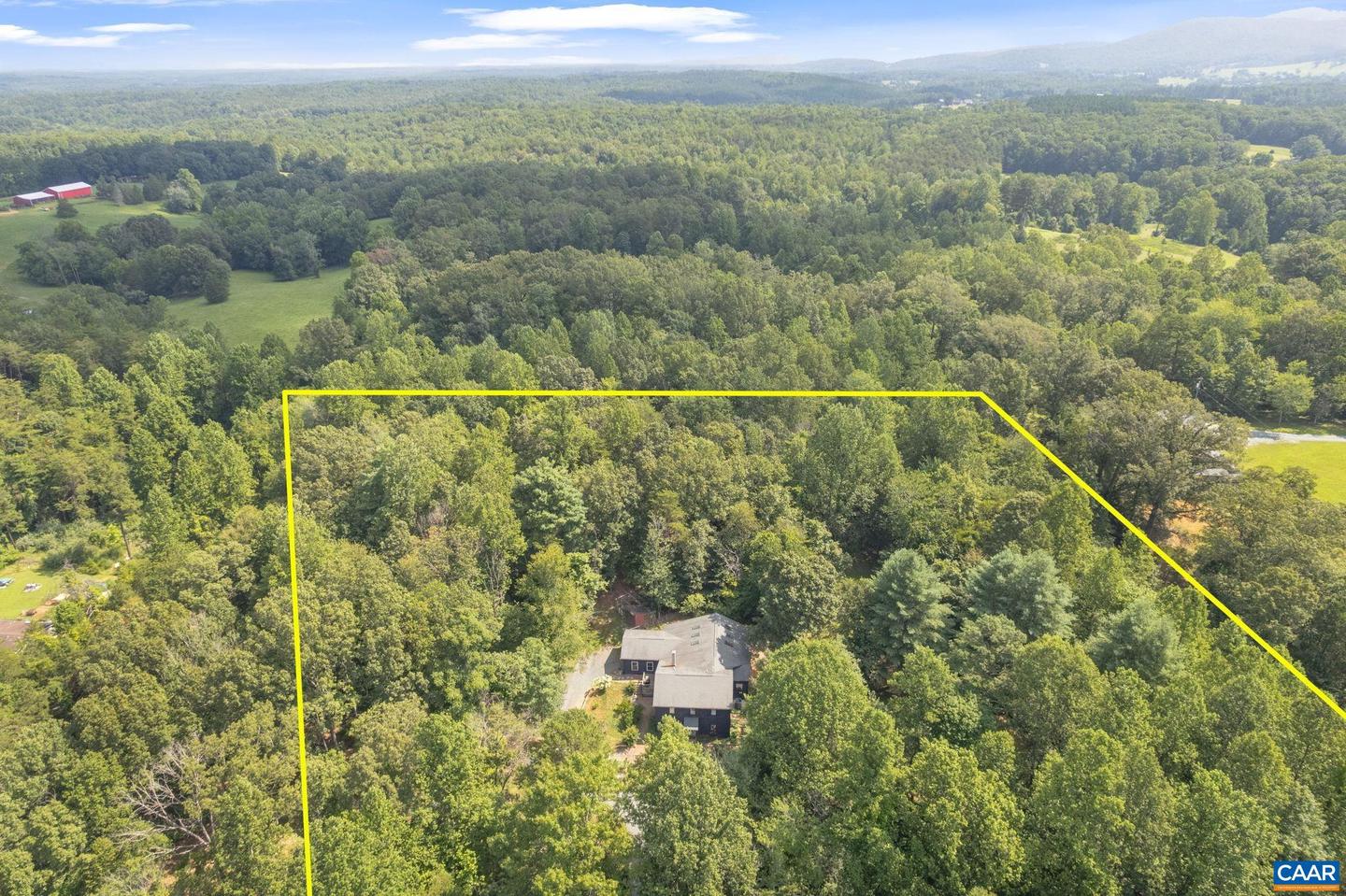 3908 STONY POINT RD, KESWICK, Virginia 22947, 3 Bedrooms Bedrooms, ,2 BathroomsBathrooms,Residential,For sale,3908 STONY POINT RD,668162 MLS # 668162
