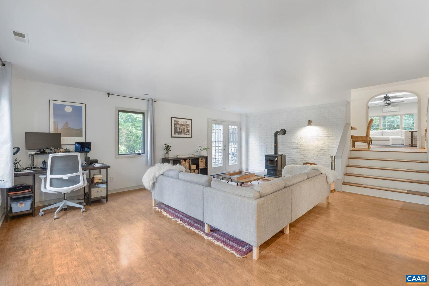 3908 STONY POINT RD, KESWICK, Virginia 22947, 3 Bedrooms Bedrooms, ,2 BathroomsBathrooms,Residential,For sale,3908 STONY POINT RD,668162 MLS # 668162
