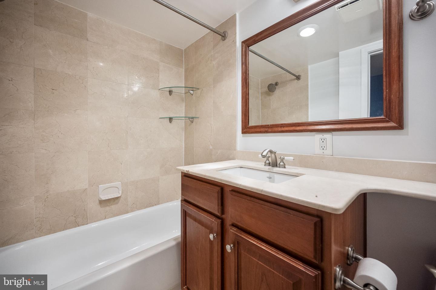 2311 M ST NW #705, WASHINGTON, District Of Columbia 20037, 2 Bedrooms Bedrooms, ,1 BathroomBathrooms,Residential,For sale,2311 M ST NW #705,DCDC2216588 MLS # DCDC2216588