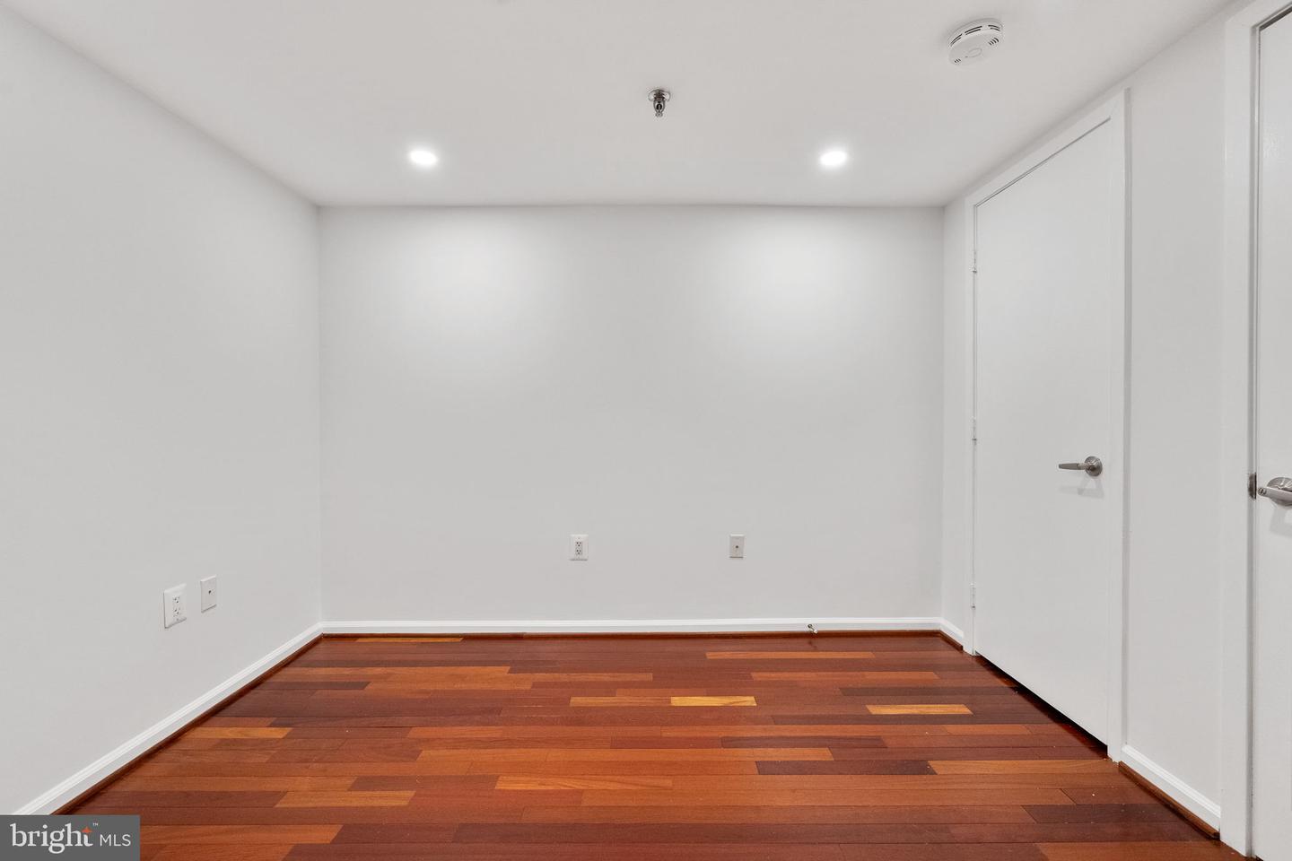 2311 M ST NW #705, WASHINGTON, District Of Columbia 20037, 2 Bedrooms Bedrooms, ,1 BathroomBathrooms,Residential,For sale,2311 M ST NW #705,DCDC2216588 MLS # DCDC2216588