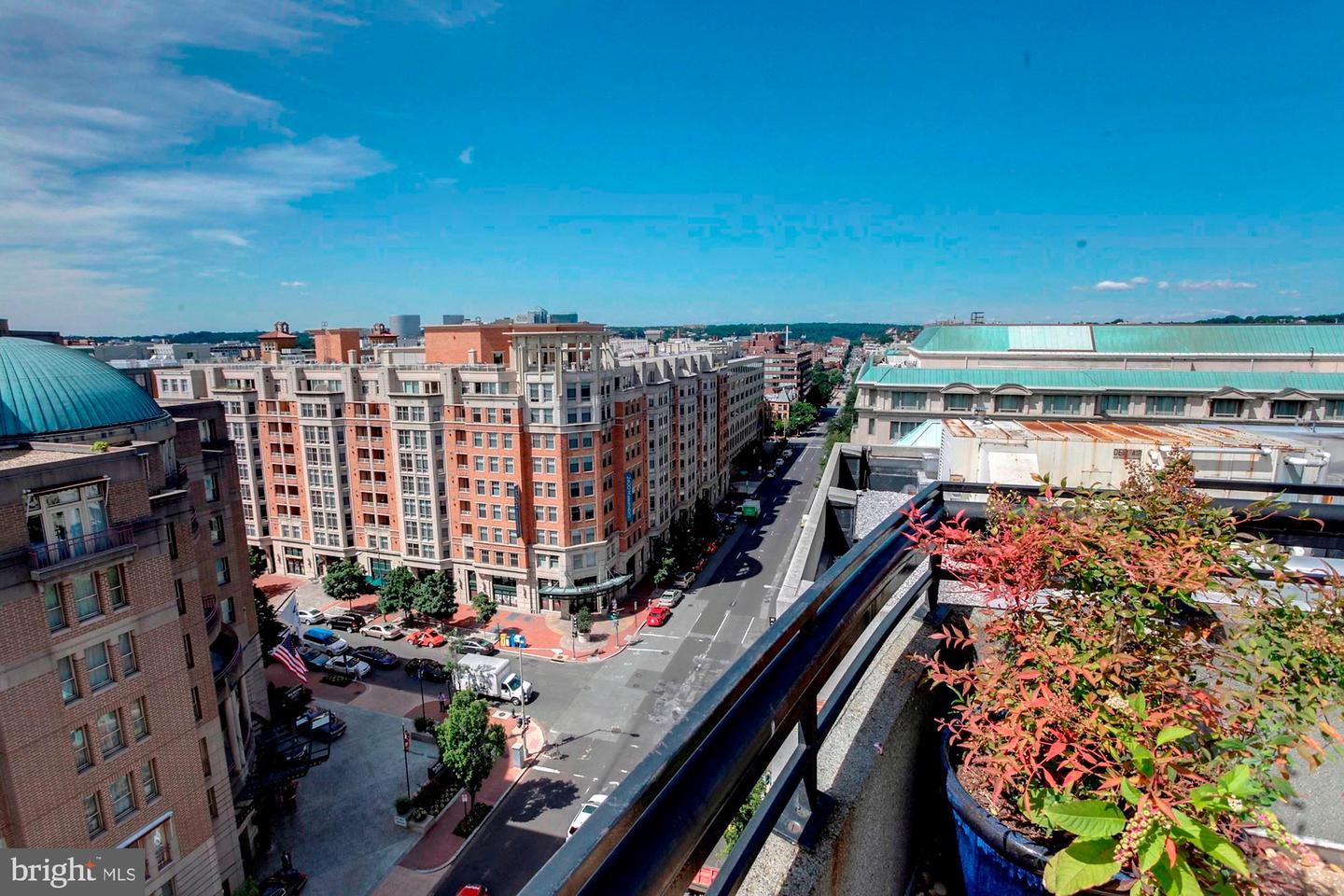 2311 M ST NW #705, WASHINGTON, District Of Columbia 20037, 2 Bedrooms Bedrooms, ,1 BathroomBathrooms,Residential,For sale,2311 M ST NW #705,DCDC2216588 MLS # DCDC2216588