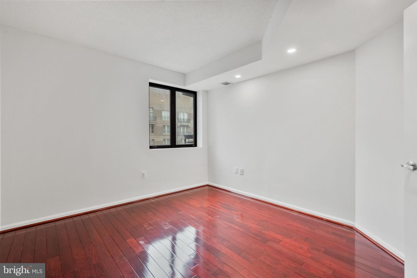 2311 M ST NW #705, WASHINGTON, District Of Columbia 20037, 2 Bedrooms Bedrooms, ,1 BathroomBathrooms,Residential,For sale,2311 M ST NW #705,DCDC2216588 MLS # DCDC2216588