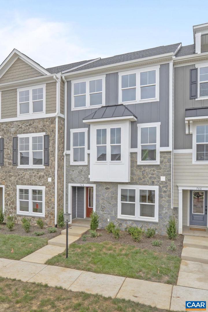764 PARK RIDGE DR, CROZET, Virginia 22932, 4 Bedrooms Bedrooms, ,3 BathroomsBathrooms,Residential,For sale,764 PARK RIDGE DR,668167 MLS # 668167
