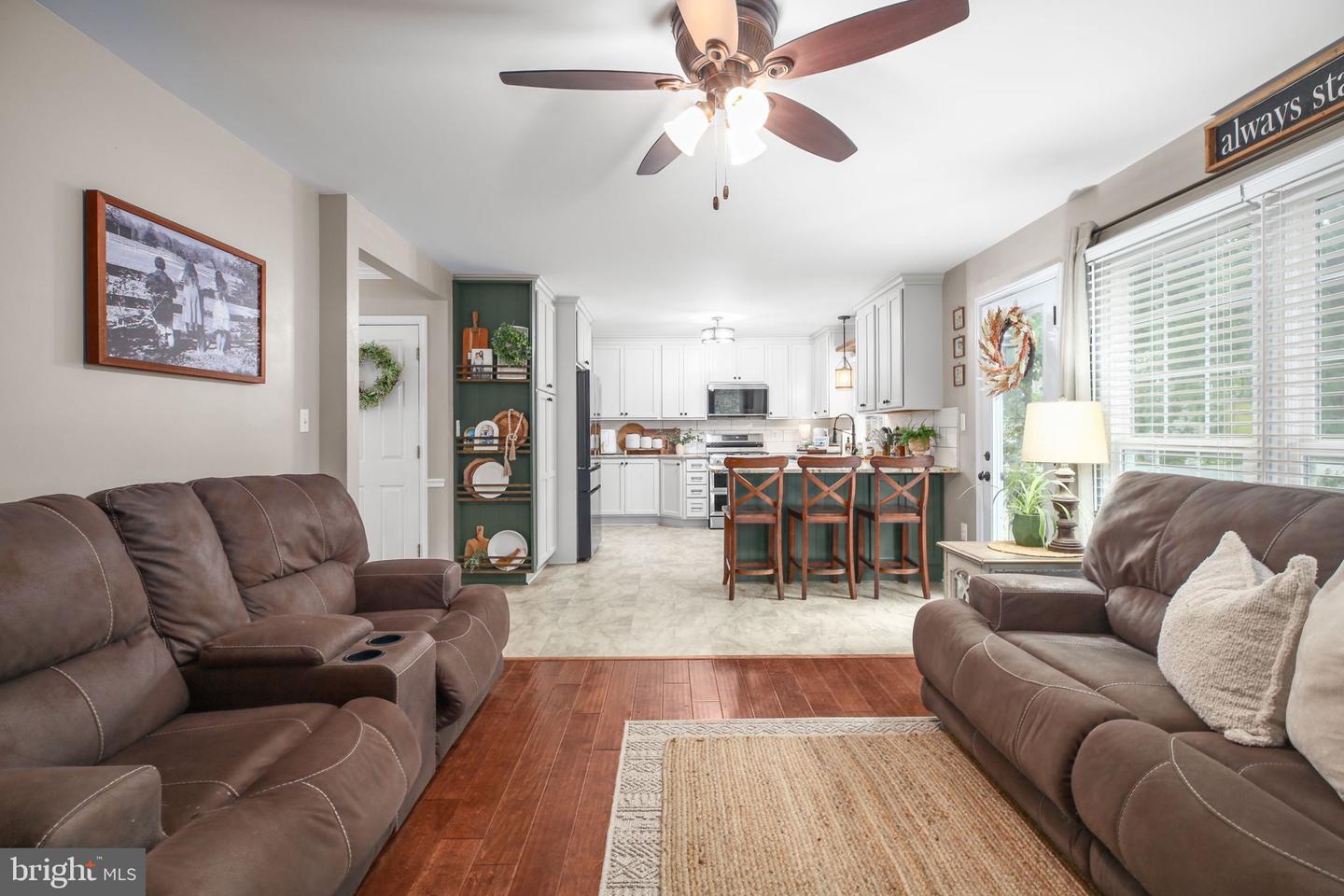 13301 WILLOW POINT DR, FREDERICKSBURG, Virginia 22408, 5 Bedrooms Bedrooms, 9 Rooms Rooms,3 BathroomsBathrooms,Residential,For sale,13301 WILLOW POINT DR,VASP2035772 MLS # VASP2035772