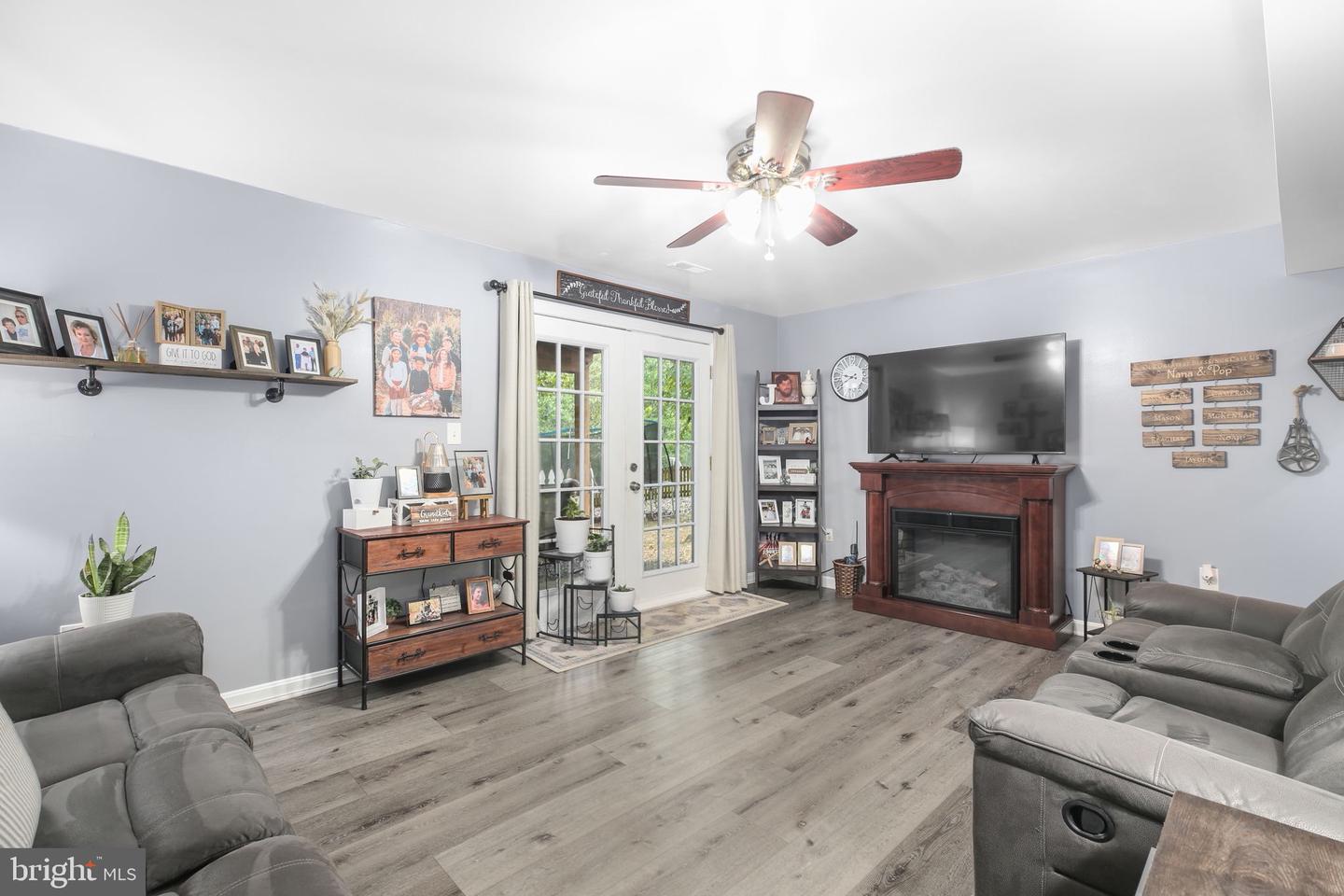 13301 WILLOW POINT DR, FREDERICKSBURG, Virginia 22408, 5 Bedrooms Bedrooms, 9 Rooms Rooms,3 BathroomsBathrooms,Residential,For sale,13301 WILLOW POINT DR,VASP2035772 MLS # VASP2035772