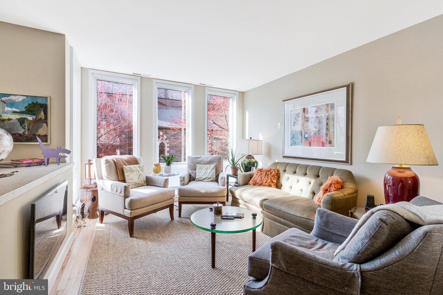 1501 CHURCH ST NW, WASHINGTON, District Of Columbia 20005, 3 Bedrooms Bedrooms, ,2 BathroomsBathrooms,Residential,For sale,1501 CHURCH ST NW,DCDC2216616 MLS # DCDC2216616