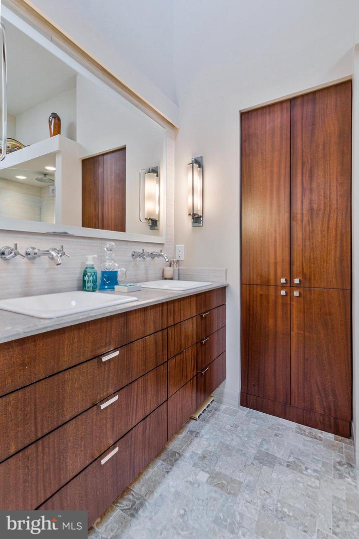 1501 CHURCH ST NW, WASHINGTON, District Of Columbia 20005, 3 Bedrooms Bedrooms, ,2 BathroomsBathrooms,Residential,For sale,1501 CHURCH ST NW,DCDC2216616 MLS # DCDC2216616