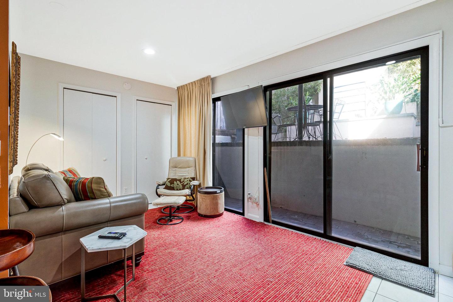 1501 CHURCH ST NW, WASHINGTON, District Of Columbia 20005, 3 Bedrooms Bedrooms, ,2 BathroomsBathrooms,Residential,For sale,1501 CHURCH ST NW,DCDC2216616 MLS # DCDC2216616