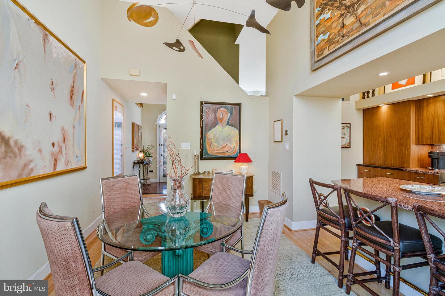 1501 CHURCH ST NW, WASHINGTON, District Of Columbia 20005, 3 Bedrooms Bedrooms, ,2 BathroomsBathrooms,Residential,For sale,1501 CHURCH ST NW,DCDC2216616 MLS # DCDC2216616