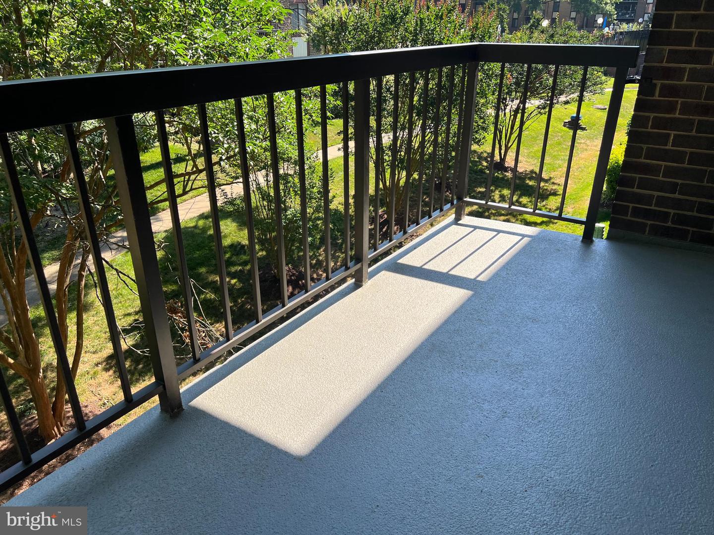 9730 KINGSBRIDGE DR #202, FAIRFAX, Virginia 22031, 2 Bedrooms Bedrooms, ,1 BathroomBathrooms,Residential,For sale,9730 KINGSBRIDGE DR #202,VAFX2263072 MLS # VAFX2263072 9730 KINGSBRIDGE DR #202, FAIRFAX, Virginia 22031, 2 Bedrooms Bedrooms, ,1 BathroomBathrooms,Residential,For sale,9730 KINGSBRIDGE DR #202,VAFX2263072 MLS # VAFX2263072