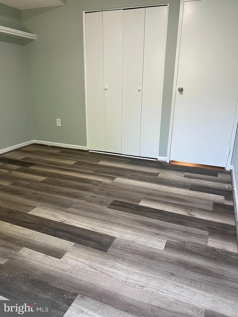 9730 KINGSBRIDGE DR #202, FAIRFAX, Virginia 22031, 2 Bedrooms Bedrooms, ,1 BathroomBathrooms,Residential,For sale,9730 KINGSBRIDGE DR #202,VAFX2263072 MLS # VAFX2263072 9730 KINGSBRIDGE DR #202, FAIRFAX, Virginia 22031, 2 Bedrooms Bedrooms, ,1 BathroomBathrooms,Residential,For sale,9730 KINGSBRIDGE DR #202,VAFX2263072 MLS # VAFX2263072