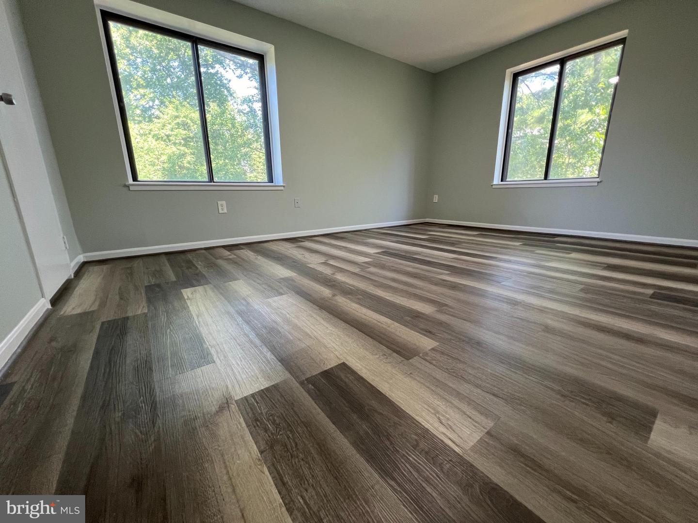 9730 KINGSBRIDGE DR #202, FAIRFAX, Virginia 22031, 2 Bedrooms Bedrooms, ,1 BathroomBathrooms,Residential,For sale,9730 KINGSBRIDGE DR #202,VAFX2263072 MLS # VAFX2263072 9730 KINGSBRIDGE DR #202, FAIRFAX, Virginia 22031, 2 Bedrooms Bedrooms, ,1 BathroomBathrooms,Residential,For sale,9730 KINGSBRIDGE DR #202,VAFX2263072 MLS # VAFX2263072