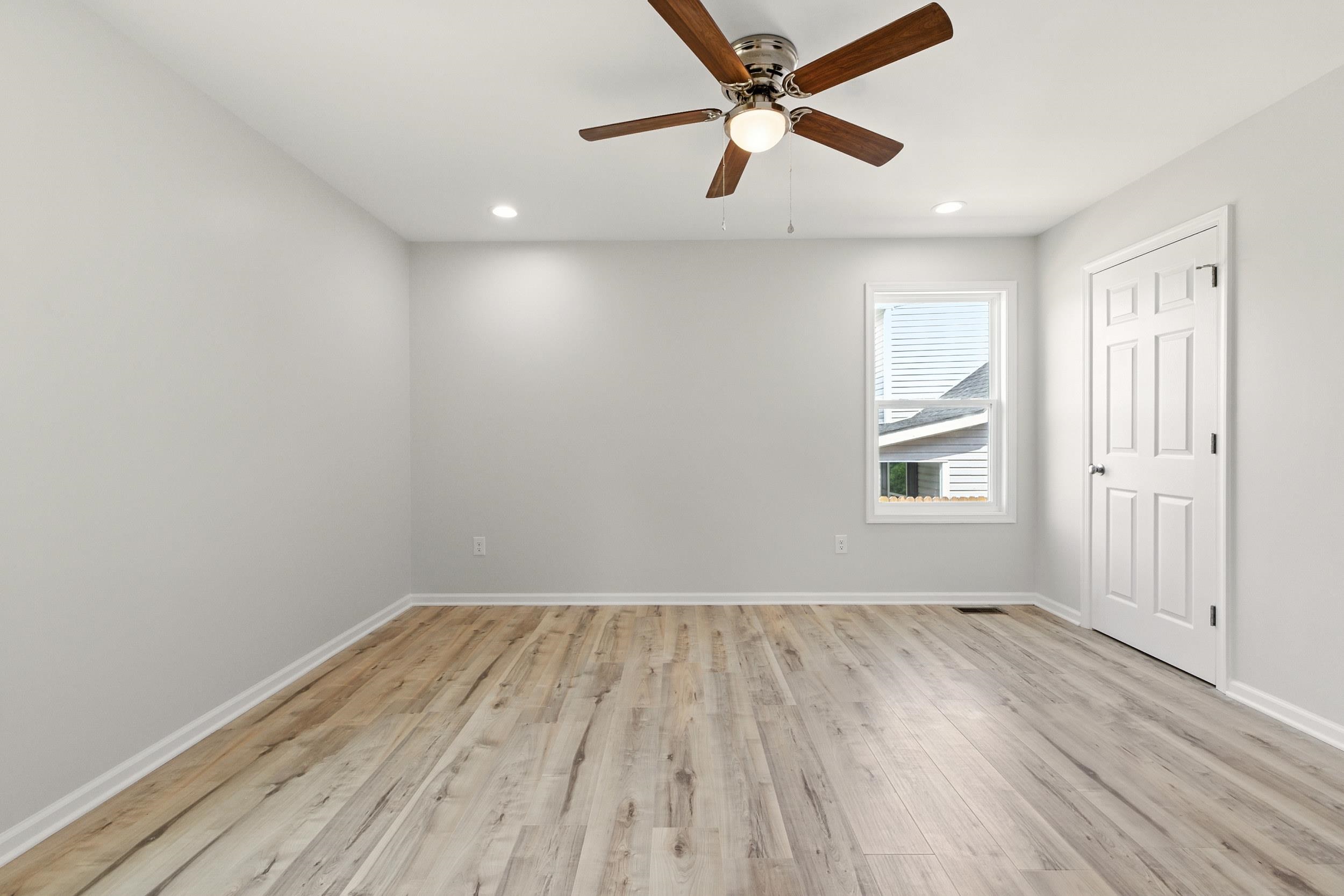 418 GRUBERT AVE, STAUNTON, Virginia 24401, 3 Bedrooms Bedrooms, ,2 BathroomsBathrooms,Residential,418 GRUBERT AVE,668201 MLS # 668201