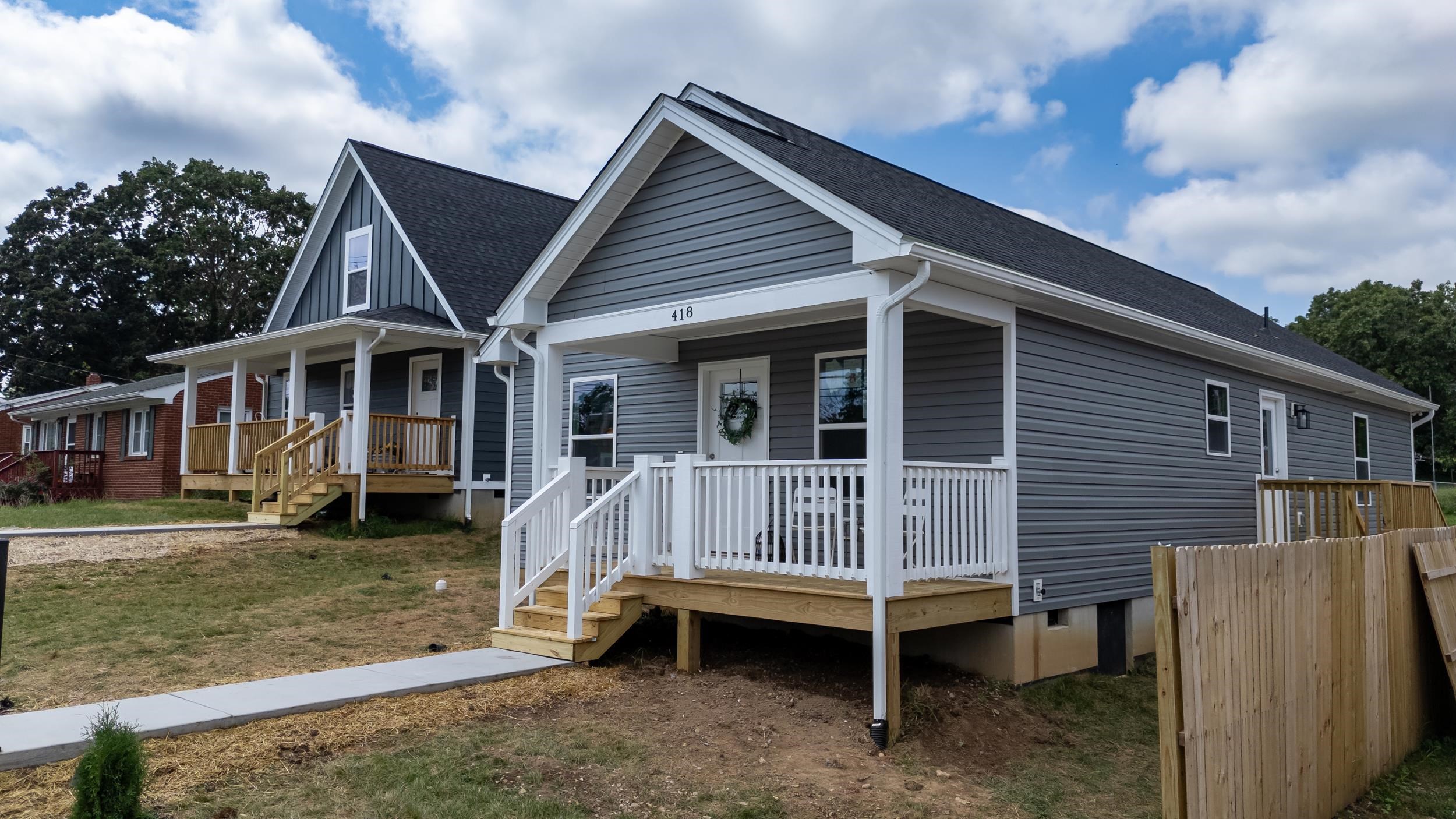 418 GRUBERT AVE, STAUNTON, Virginia 24401, 3 Bedrooms Bedrooms, ,2 BathroomsBathrooms,Residential,418 GRUBERT AVE,668201 MLS # 668201