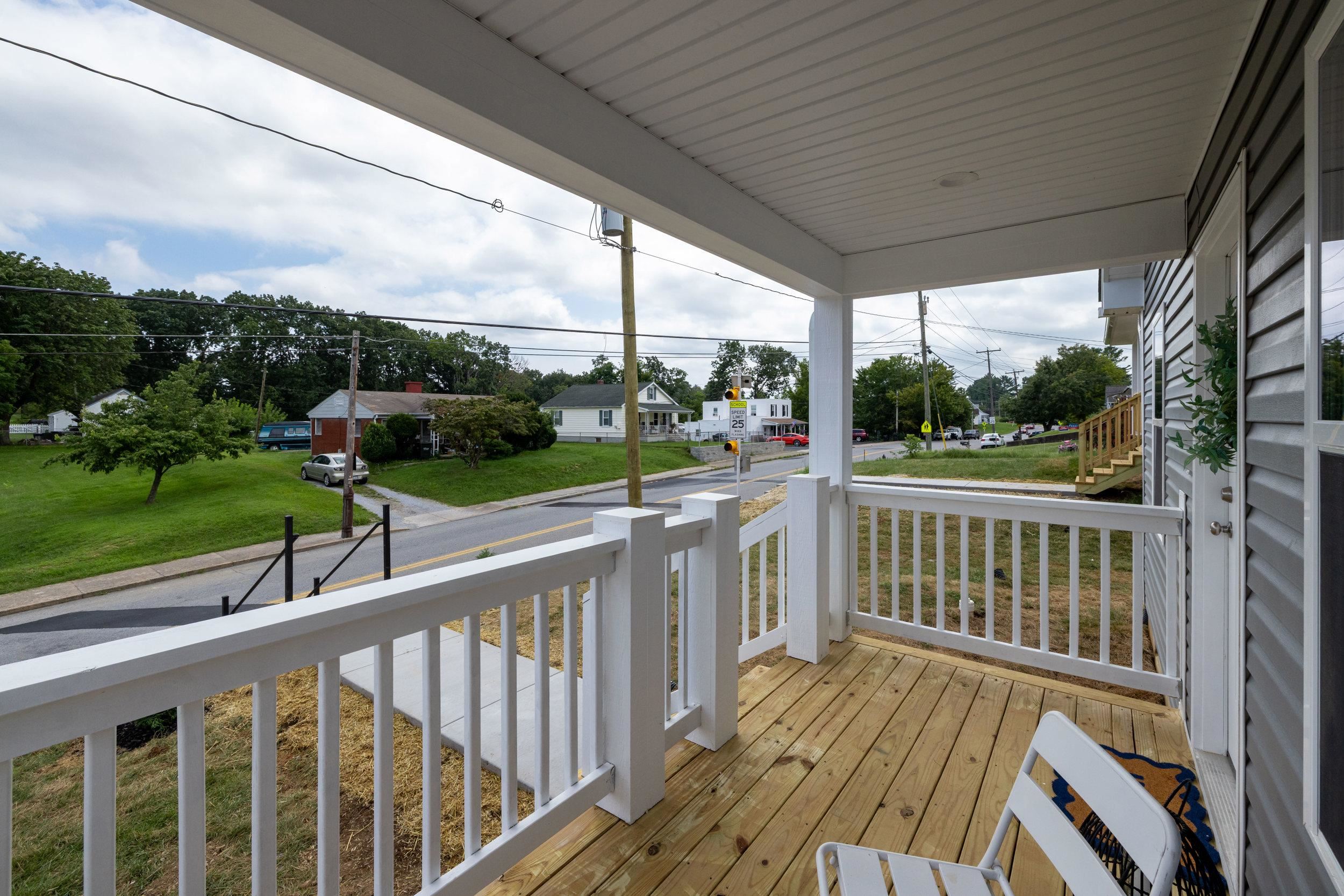 418 GRUBERT AVE, STAUNTON, Virginia 24401, 3 Bedrooms Bedrooms, ,2 BathroomsBathrooms,Residential,418 GRUBERT AVE,668201 MLS # 668201