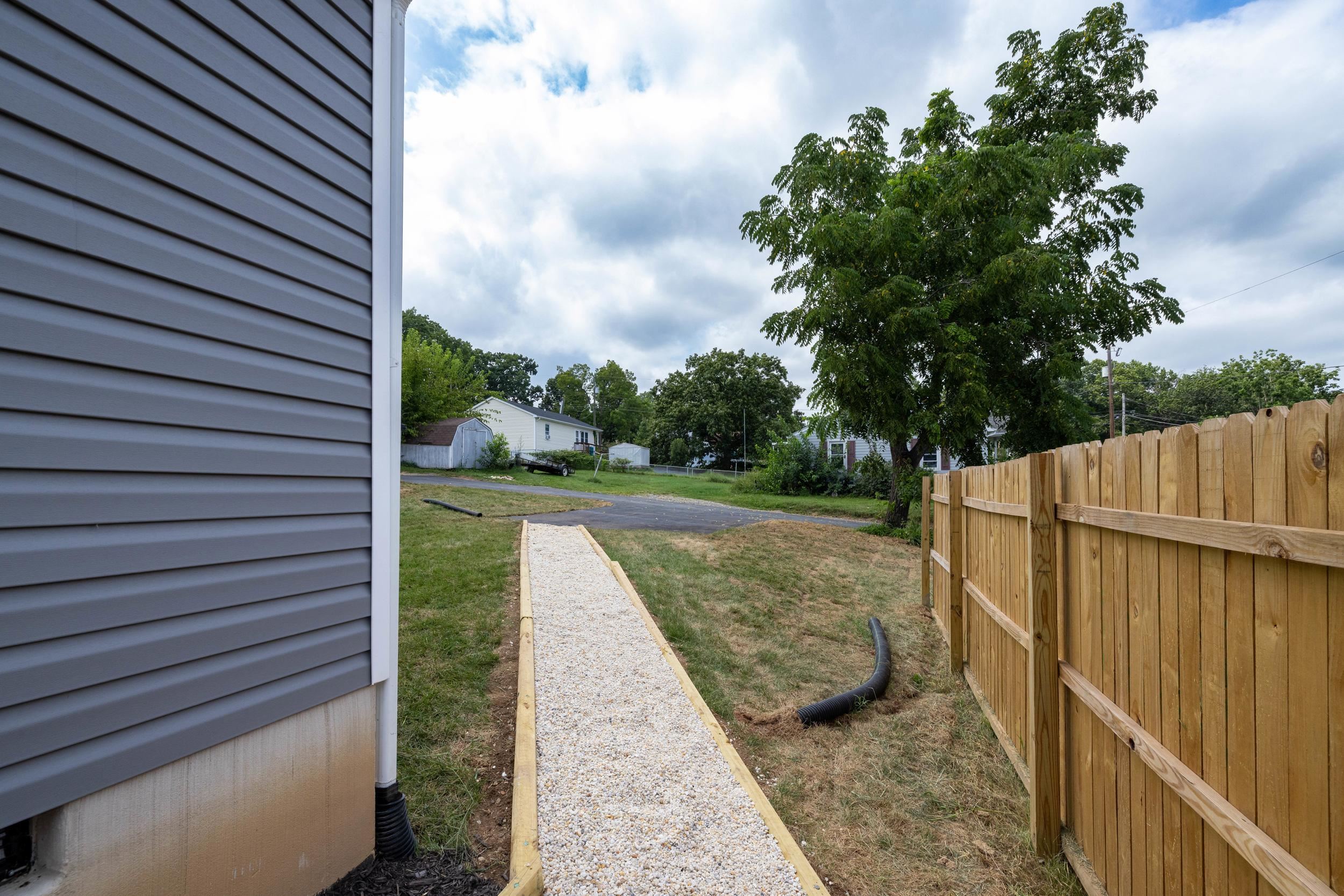 418 GRUBERT AVE, STAUNTON, Virginia 24401, 3 Bedrooms Bedrooms, ,2 BathroomsBathrooms,Residential,418 GRUBERT AVE,668201 MLS # 668201