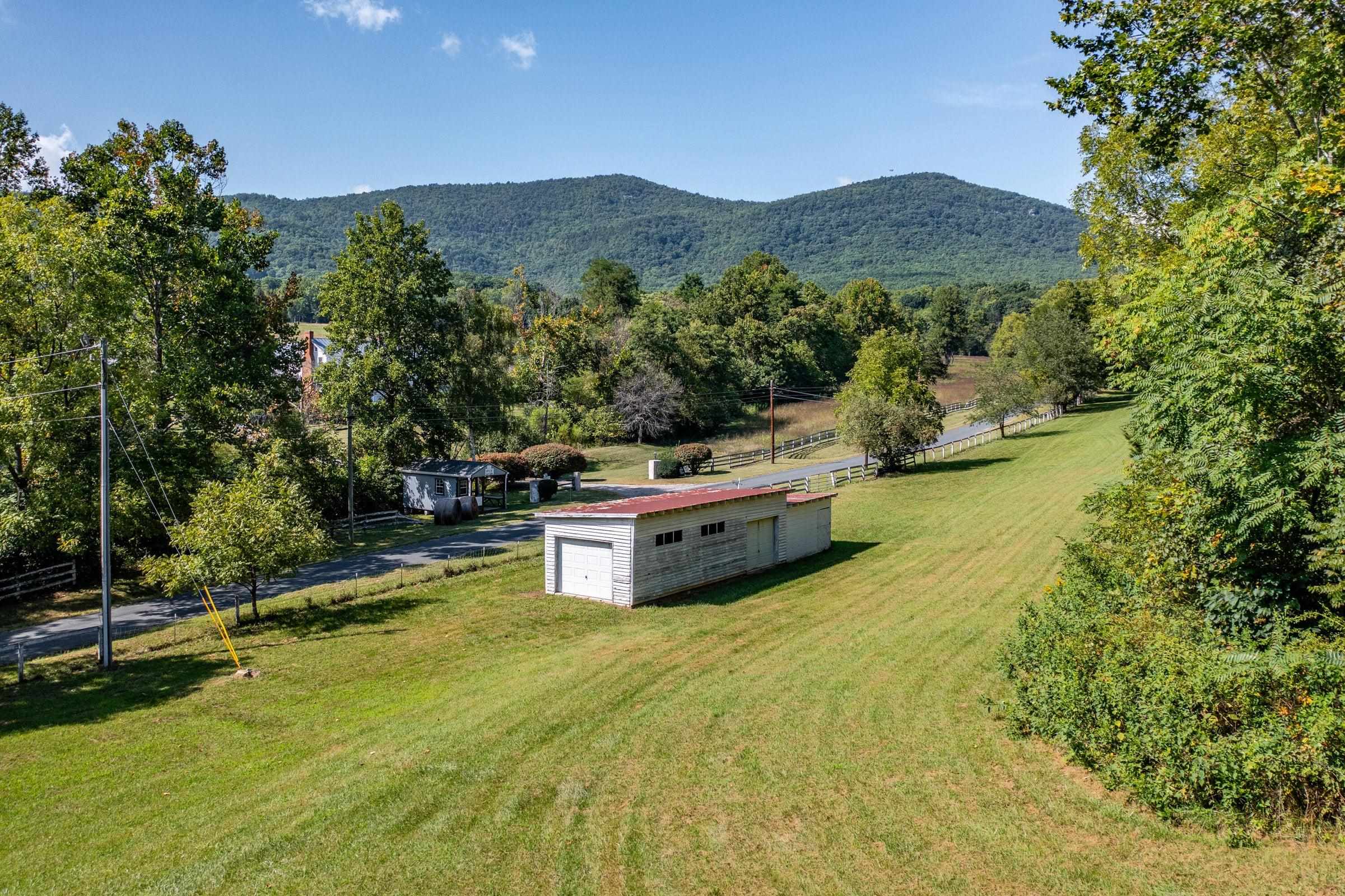 Utility barn can be customized into use for horses.