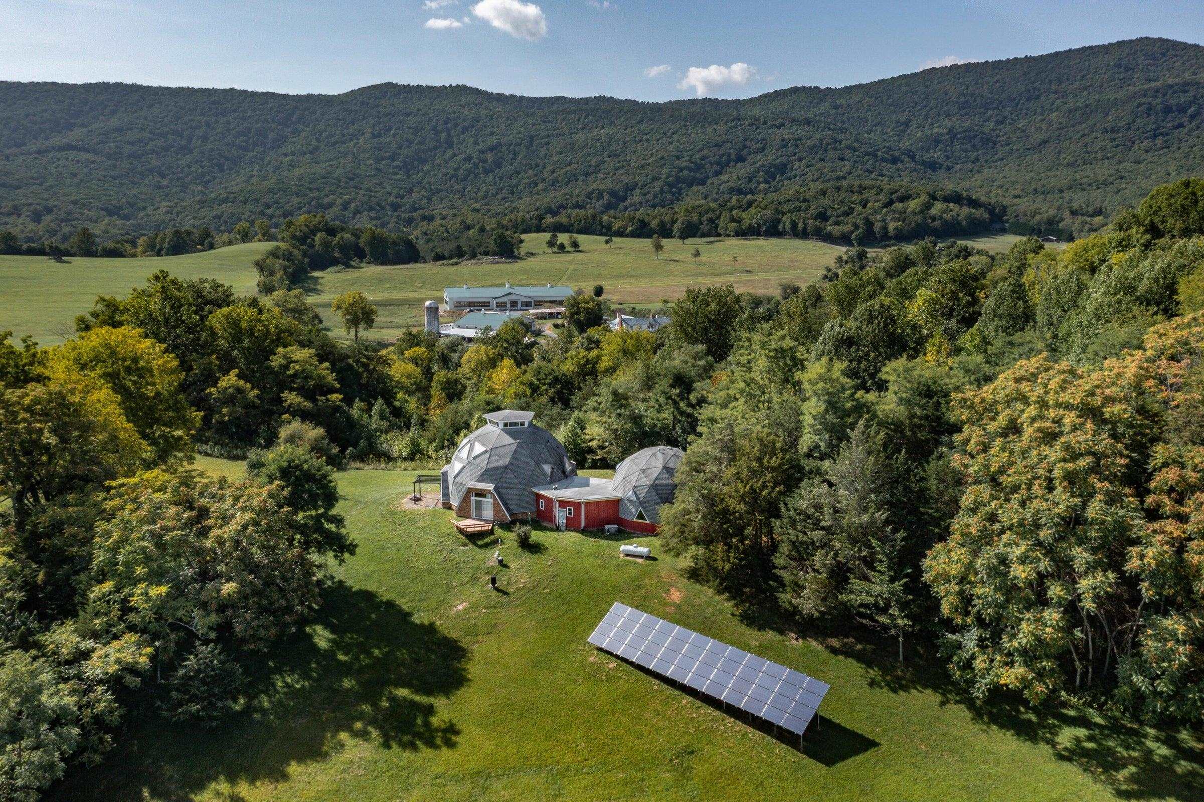 Nestled in the southern end of the Shenandoah Valley between the Blue Ridge Mtns and the western Alleghanies.