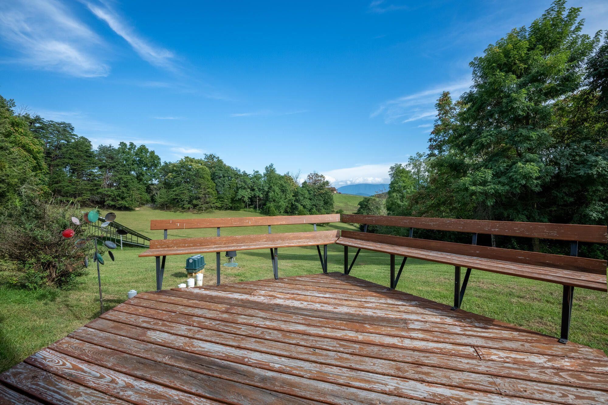 Rear deck. Enjoy the surrounding nature.