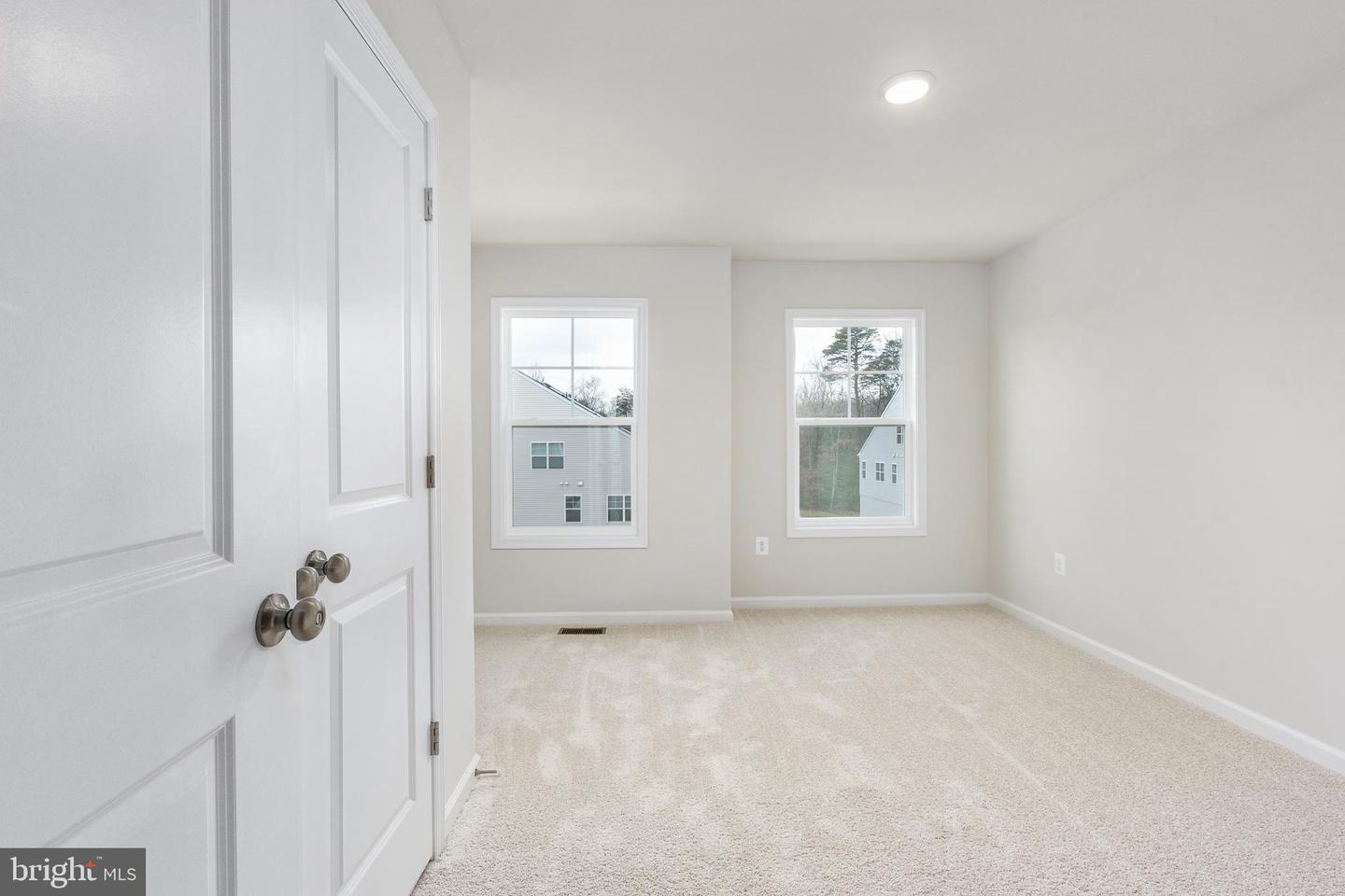 10623 AFTON GROVE CT, FREDERICKSBURG, Virginia 22408, 3 Bedrooms Bedrooms, ,3 BathroomsBathrooms,Residential,For sale,10623 AFTON GROVE CT,VASP2031632 MLS # VASP2031632