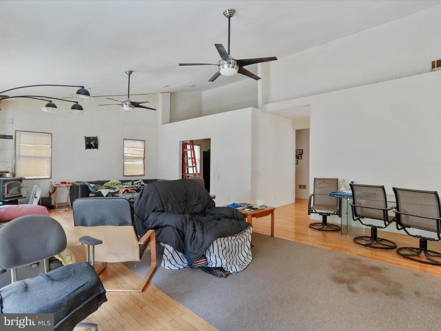 525 ROLLING ROCK RD, STAR TANNERY, Virginia 22654, 4 Bedrooms Bedrooms, ,4 BathroomsBathrooms,Residential,For sale,525 ROLLING ROCK RD,VASH2011418 MLS # VASH2011418
