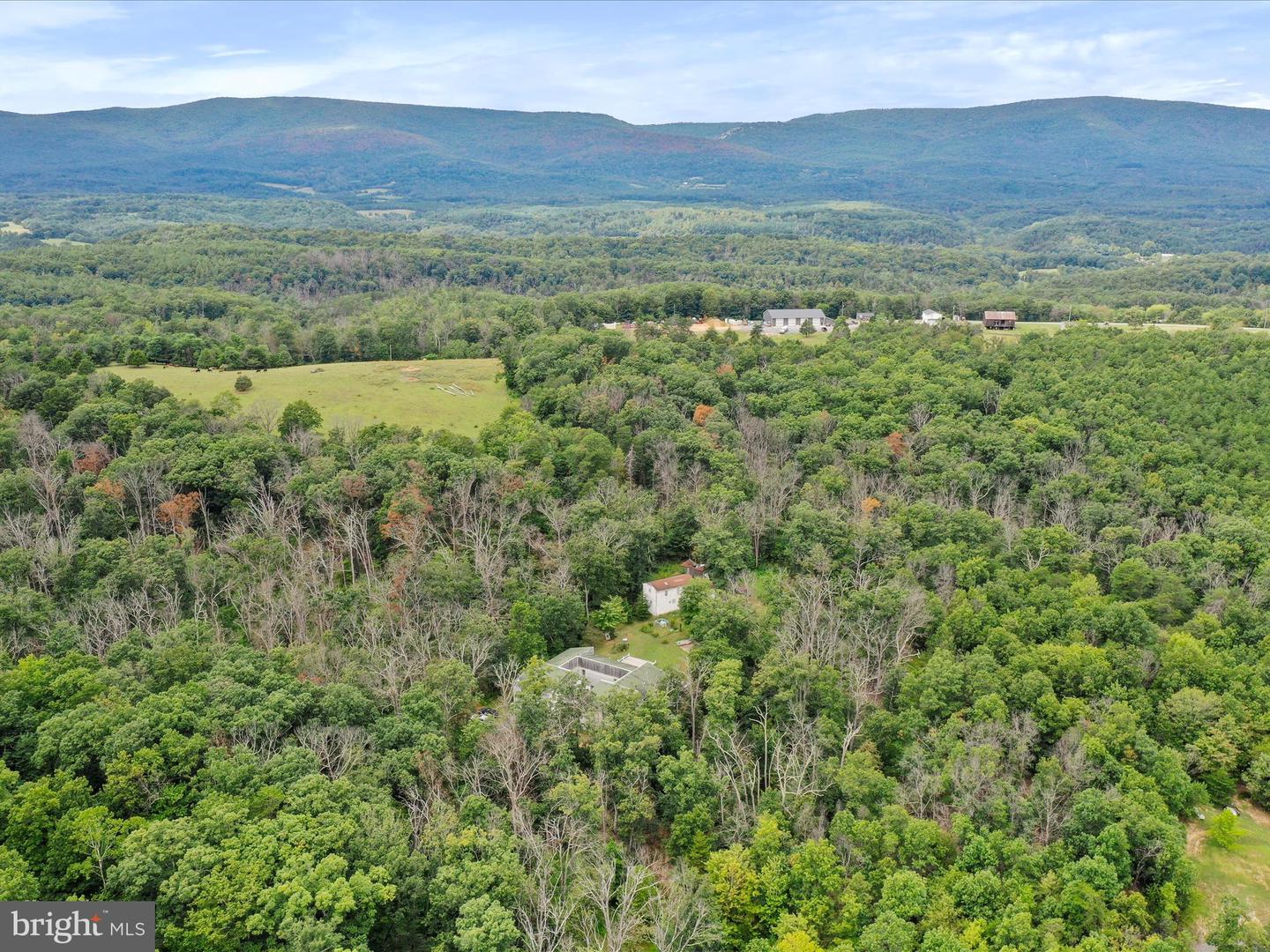 525 ROLLING ROCK RD, STAR TANNERY, Virginia 22654, 4 Bedrooms Bedrooms, ,4 BathroomsBathrooms,Residential,For sale,525 ROLLING ROCK RD,VASH2011418 MLS # VASH2011418