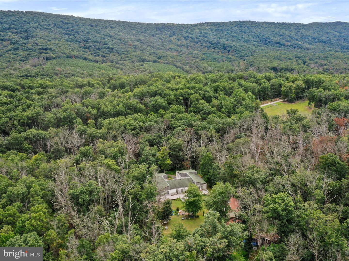 525 ROLLING ROCK RD, STAR TANNERY, Virginia 22654, 4 Bedrooms Bedrooms, ,4 BathroomsBathrooms,Residential,For sale,525 ROLLING ROCK RD,VASH2011418 MLS # VASH2011418
