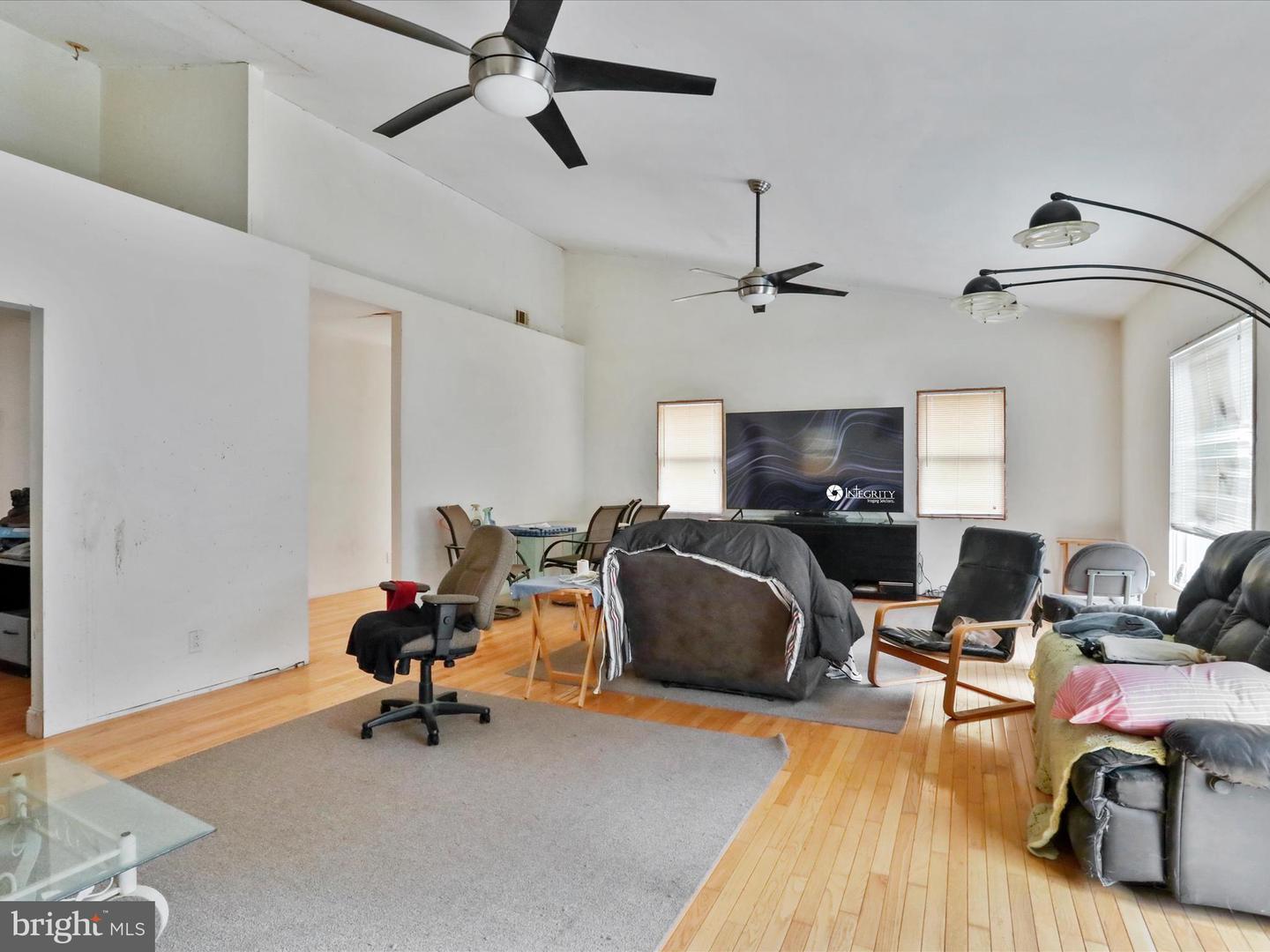 525 ROLLING ROCK RD, STAR TANNERY, Virginia 22654, 4 Bedrooms Bedrooms, ,4 BathroomsBathrooms,Residential,For sale,525 ROLLING ROCK RD,VASH2011418 MLS # VASH2011418