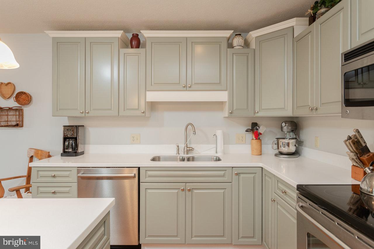 1966 BUTTONWOOD CT, HARRISONBURG, Virginia 22802, 3 Bedrooms Bedrooms, ,3 BathroomsBathrooms,Residential,For sale,1966 BUTTONWOOD CT,VAHC2000432 MLS # VAHC2000432