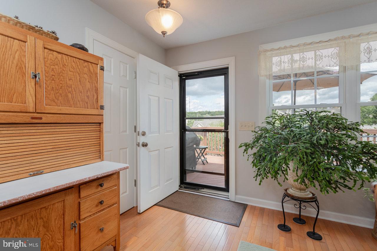 1966 BUTTONWOOD CT, HARRISONBURG, Virginia 22802, 3 Bedrooms Bedrooms, ,3 BathroomsBathrooms,Residential,For sale,1966 BUTTONWOOD CT,VAHC2000432 MLS # VAHC2000432