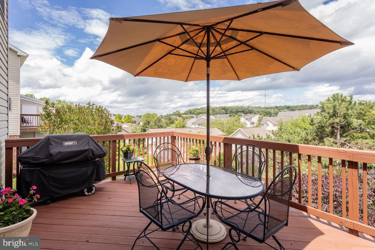 1966 BUTTONWOOD CT, HARRISONBURG, Virginia 22802, 3 Bedrooms Bedrooms, ,3 BathroomsBathrooms,Residential,For sale,1966 BUTTONWOOD CT,VAHC2000432 MLS # VAHC2000432
