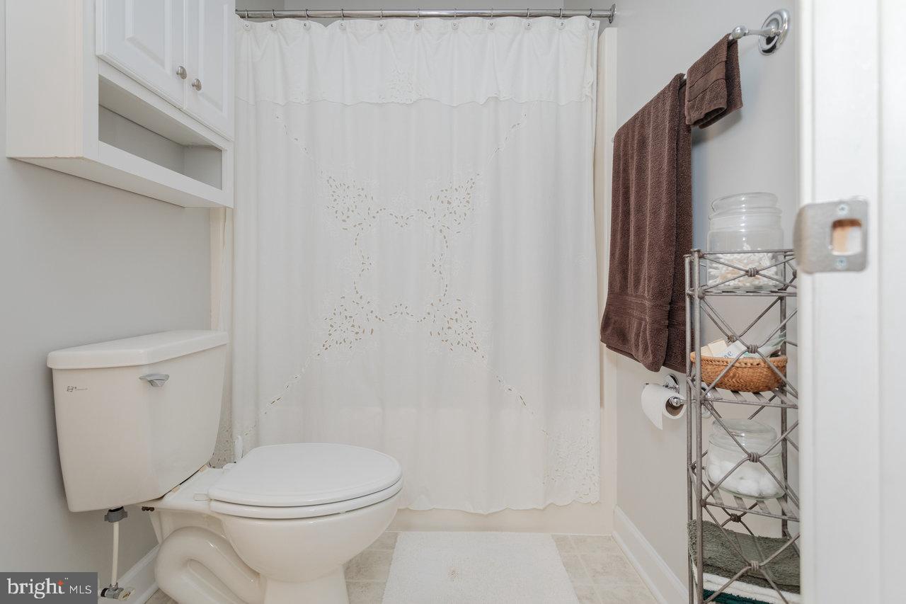 1966 BUTTONWOOD CT, HARRISONBURG, Virginia 22802, 3 Bedrooms Bedrooms, ,3 BathroomsBathrooms,Residential,For sale,1966 BUTTONWOOD CT,VAHC2000432 MLS # VAHC2000432