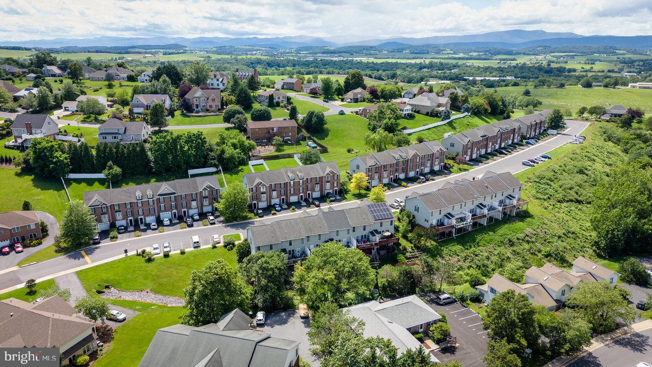 1966 BUTTONWOOD CT, HARRISONBURG, Virginia 22802, 3 Bedrooms Bedrooms, ,3 BathroomsBathrooms,Residential,For sale,1966 BUTTONWOOD CT,VAHC2000432 MLS # VAHC2000432