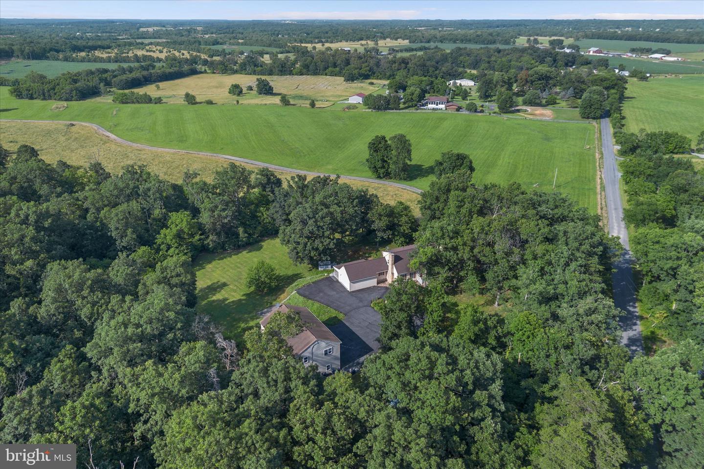 921 FISHPAW RD, BERRYVILLE, Virginia 22611, 4 Bedrooms Bedrooms, 11 Rooms Rooms,4 BathroomsBathrooms,Residential,For sale,921 FISHPAW RD,VACL2003876 MLS # VACL2003876