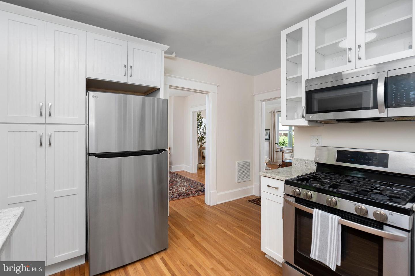 410 GLEN AVE, STAUNTON, Virginia 24401, 3 Bedrooms Bedrooms, ,1 BathroomBathrooms,Residential,For sale,410 GLEN AVE,VASC2000696 MLS # VASC2000696