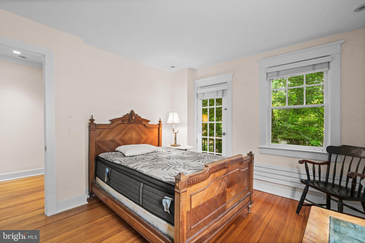 3301 NW DENT PL NW, WASHINGTON, District Of Columbia 20007, 2 Bedrooms Bedrooms, ,2 BathroomsBathrooms,Residential,For sale,3301 NW DENT PL NW,DCDC2214132 MLS # DCDC2214132