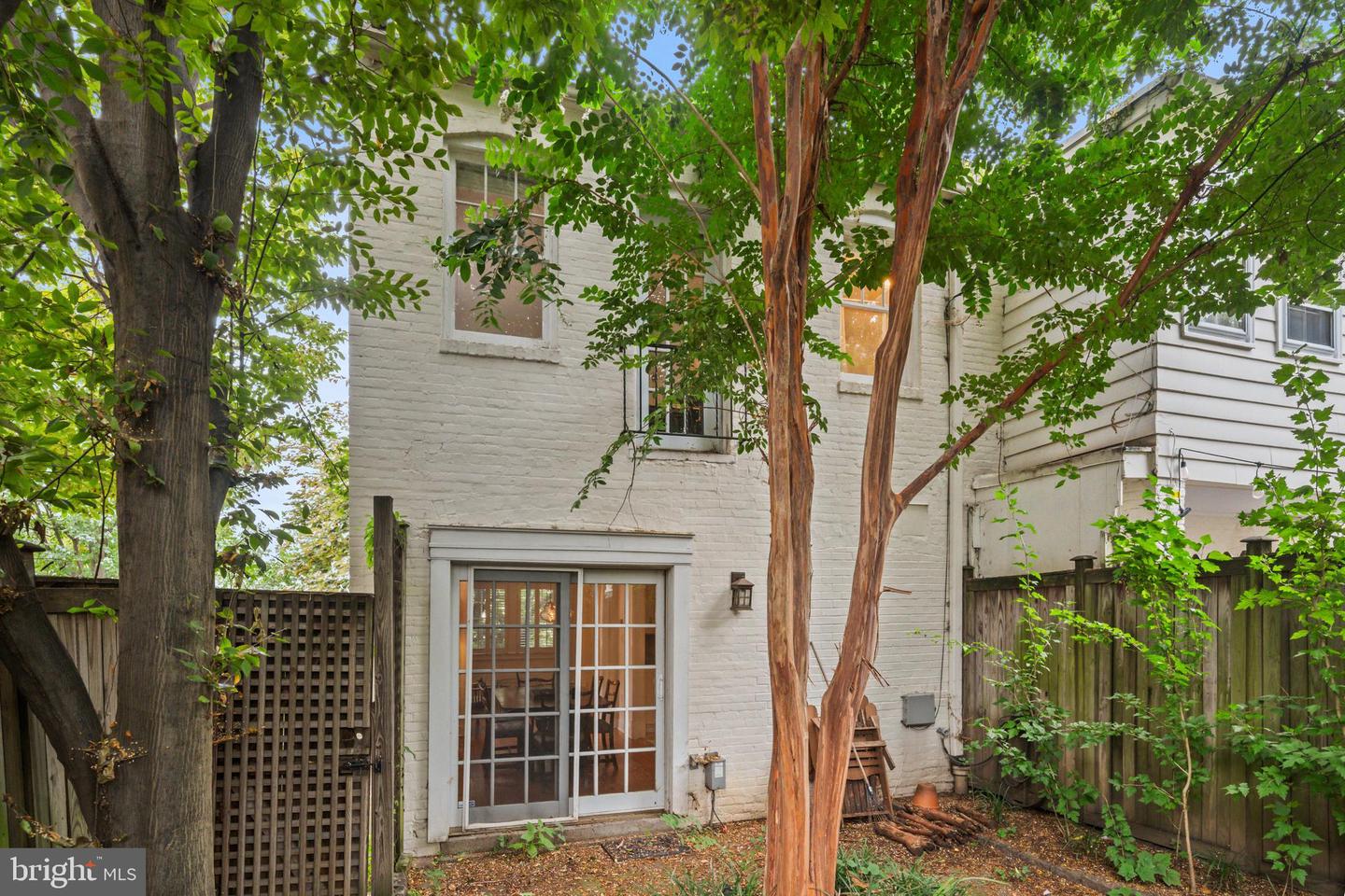 3301 NW DENT PL NW, WASHINGTON, District Of Columbia 20007, 2 Bedrooms Bedrooms, ,2 BathroomsBathrooms,Residential,For sale,3301 NW DENT PL NW,DCDC2214132 MLS # DCDC2214132
