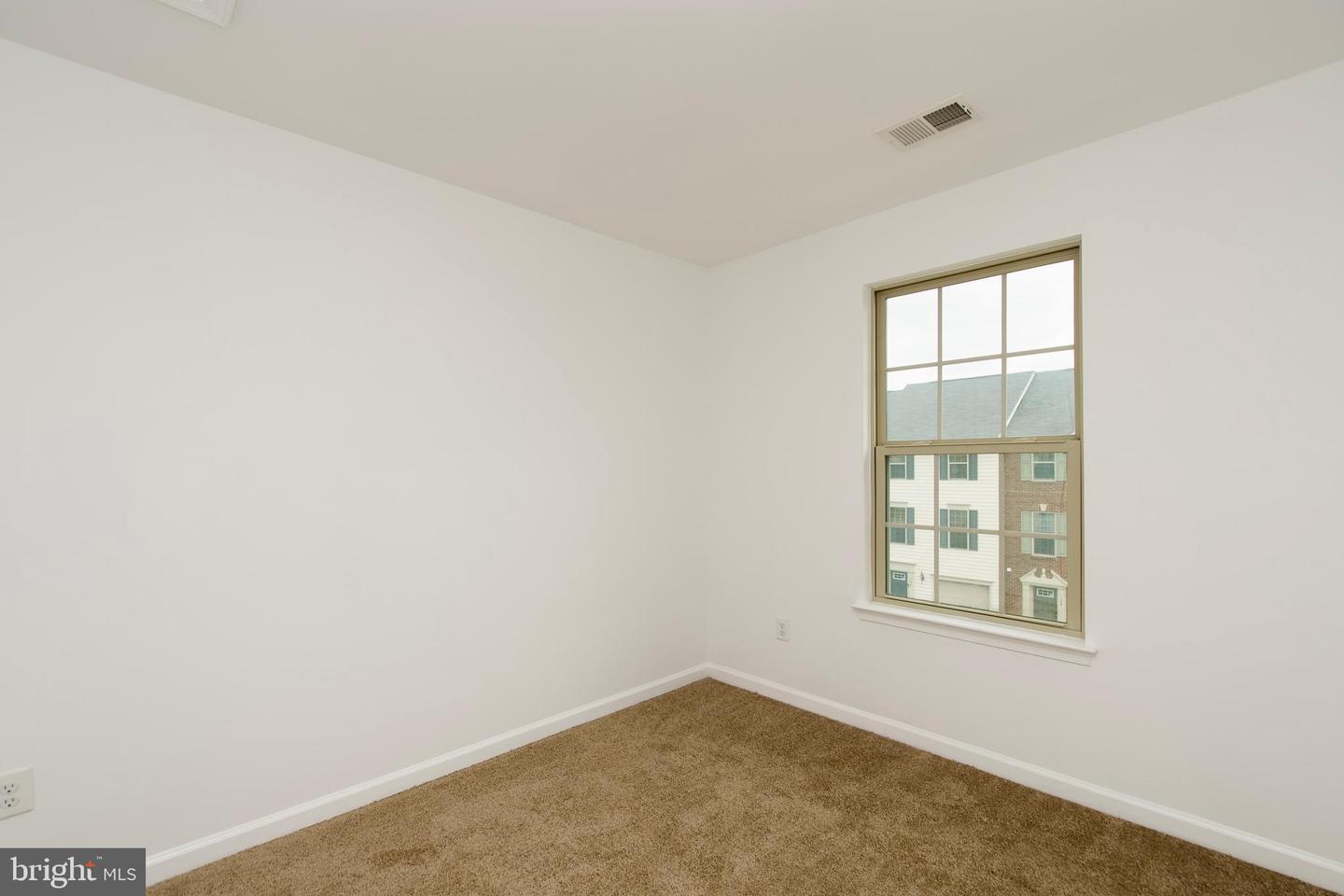 103 BRENTON RD #22, FREDERICKSBURG, Virginia 22405, 4 Bedrooms Bedrooms, ,3 BathroomsBathrooms,Residential,For sale,103 BRENTON RD #22,VAST2041848 MLS # VAST2041848
