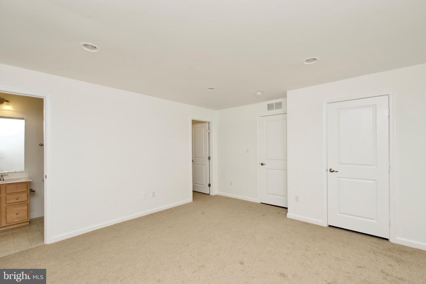 103 BRENTON RD #22, FREDERICKSBURG, Virginia 22405, 4 Bedrooms Bedrooms, ,3 BathroomsBathrooms,Residential,For sale,103 BRENTON RD #22,VAST2041848 MLS # VAST2041848