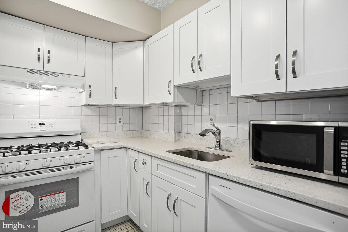 1245 13TH ST NW #606, WASHINGTON, District Of Columbia 20005, 2 Bedrooms Bedrooms, ,2 BathroomsBathrooms,Residential,For sale,1245 13TH ST NW #606,DCDC2215346 MLS # DCDC2215346