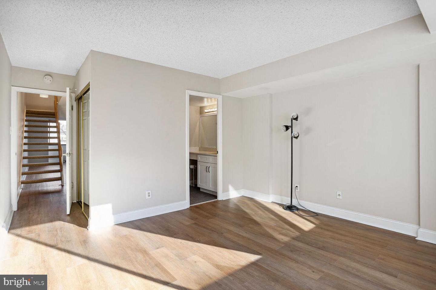 1245 13TH ST NW #606, WASHINGTON, District Of Columbia 20005, 2 Bedrooms Bedrooms, ,2 BathroomsBathrooms,Residential,For sale,1245 13TH ST NW #606,DCDC2215346 MLS # DCDC2215346