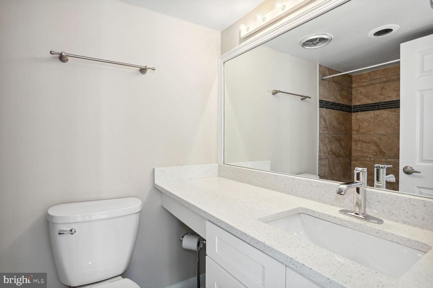1245 13TH ST NW #606, WASHINGTON, District Of Columbia 20005, 2 Bedrooms Bedrooms, ,2 BathroomsBathrooms,Residential,For sale,1245 13TH ST NW #606,DCDC2215346 MLS # DCDC2215346