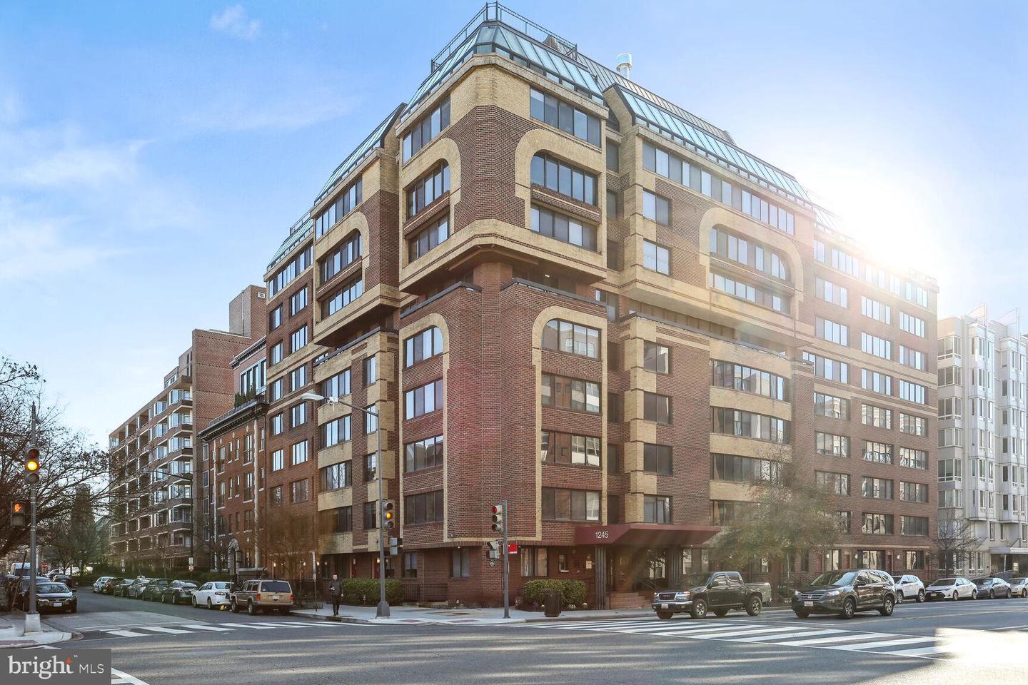 1245 13TH ST NW #606, WASHINGTON, District Of Columbia 20005, 2 Bedrooms Bedrooms, ,2 BathroomsBathrooms,Residential,For sale,1245 13TH ST NW #606,DCDC2215346 MLS # DCDC2215346