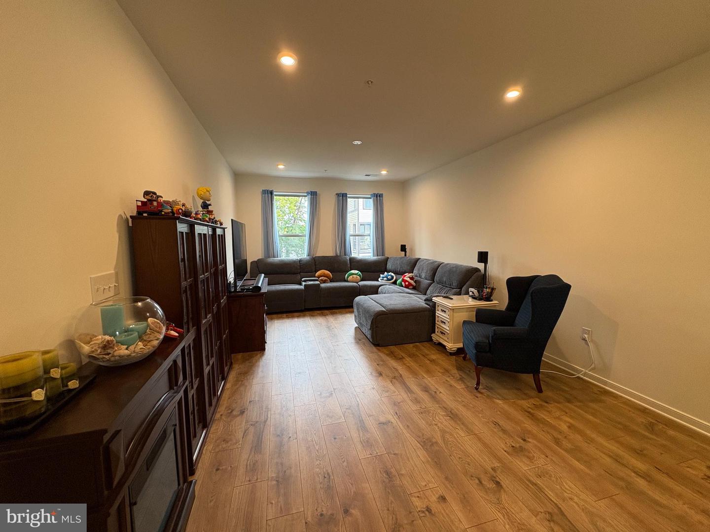 45948 SWALLOW TER, STERLING, Virginia 20165, 4 Bedrooms Bedrooms, 12 Rooms Rooms,2 BathroomsBathrooms,Residential,For sale,45948 SWALLOW TER,VALO2104650 MLS # VALO2104650