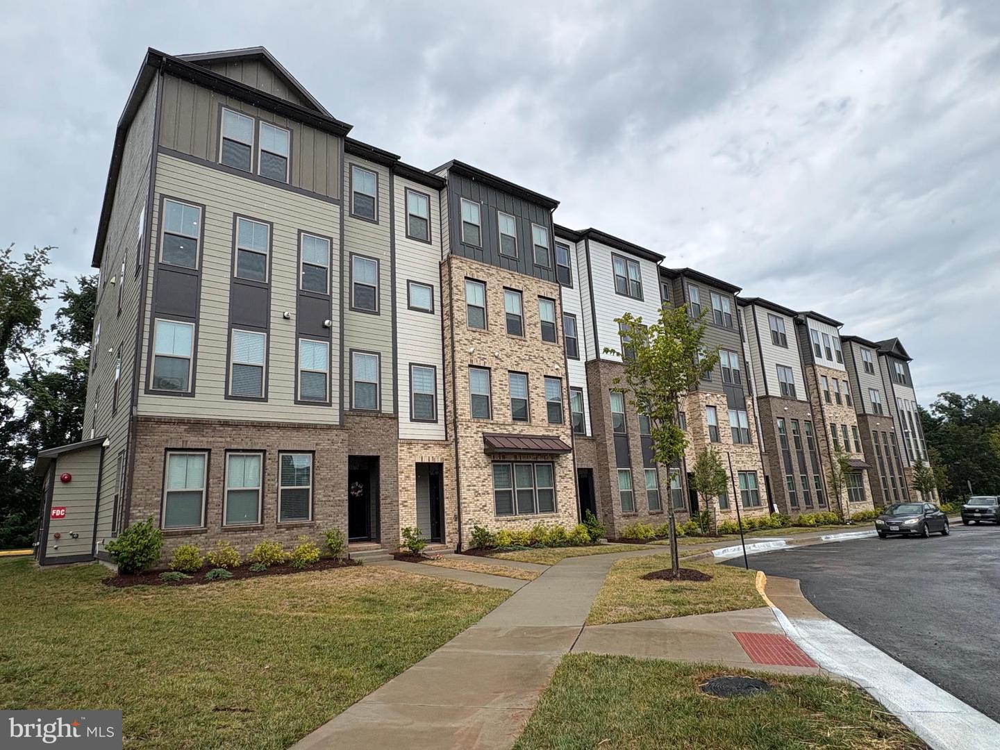 45948 SWALLOW TER, STERLING, Virginia 20165, 4 Bedrooms Bedrooms, 12 Rooms Rooms,2 BathroomsBathrooms,Residential,For sale,45948 SWALLOW TER,VALO2104650 MLS # VALO2104650